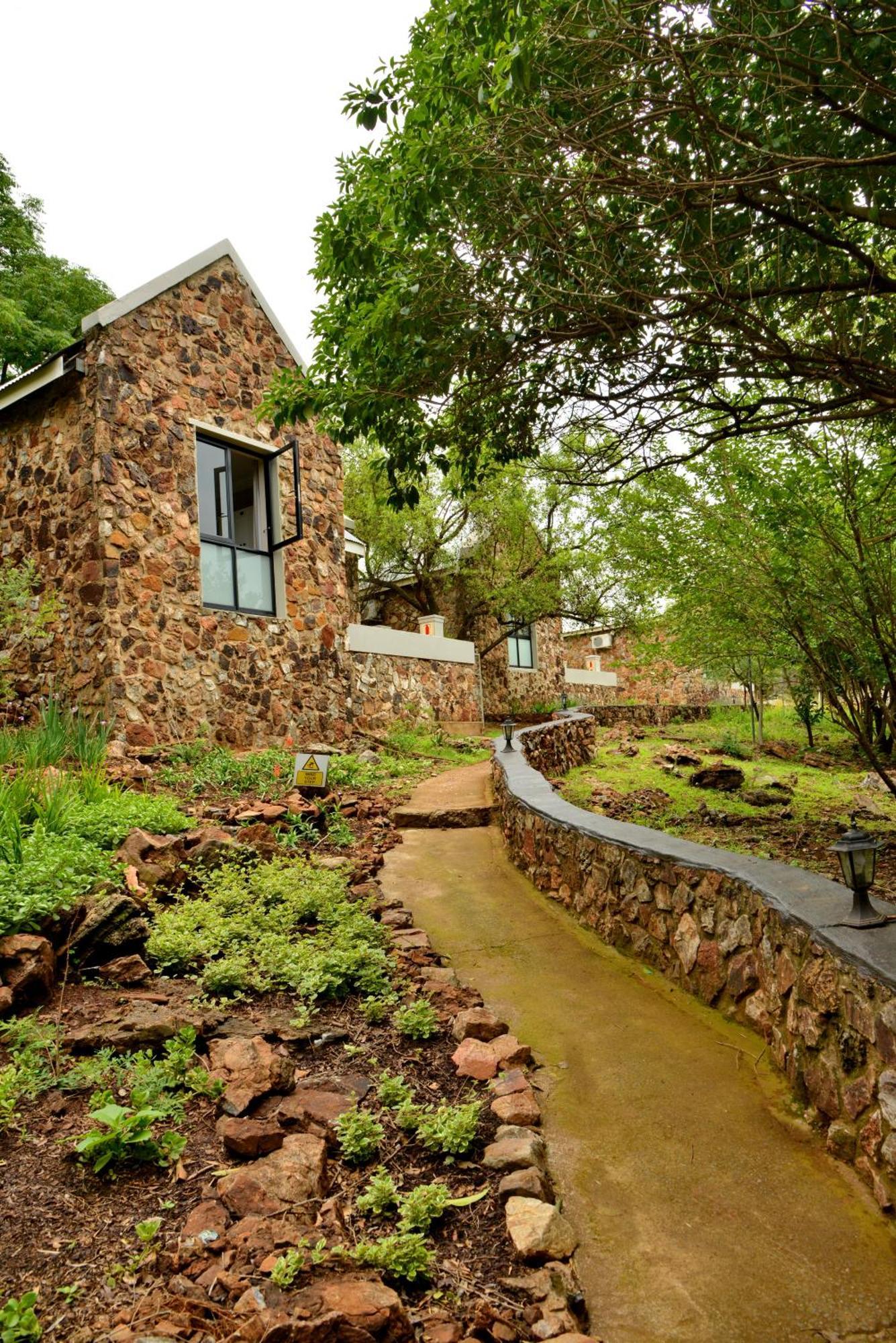 Thanda Manzi Country Hotel Centurion Exterior foto